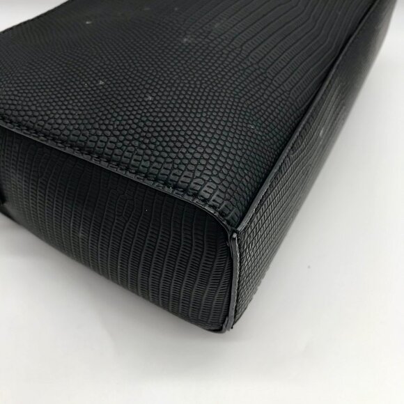 Guess Black Lyndi Triple Compartment Girlfriend Crossbody - Picture 6 of 11